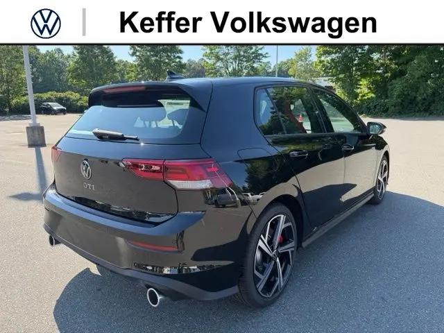 2026 Volkswagen Golf GTI SE