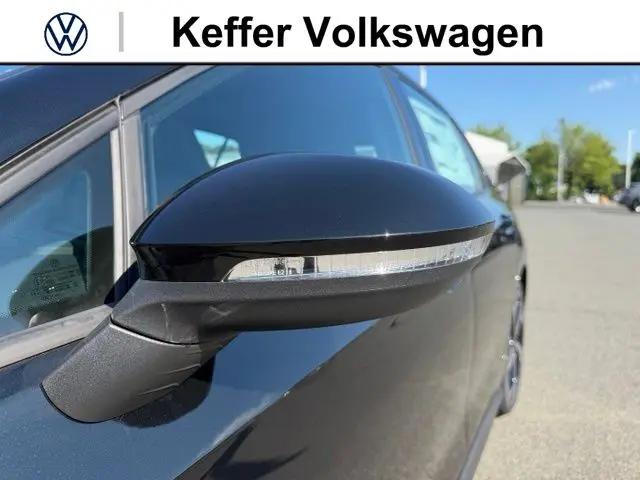 2026 Volkswagen Golf GTI SE