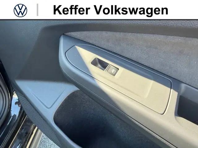 2026 Volkswagen Golf GTI SE