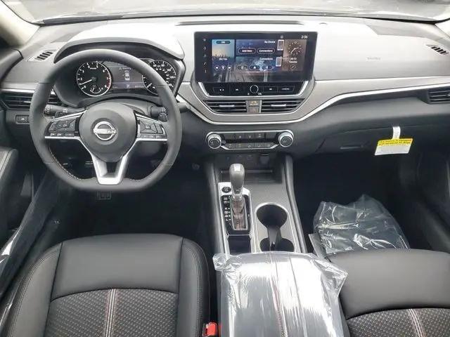 2026 Nissan Altima SR FWD