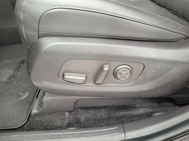 2025 Kia Carnival MPV LXS