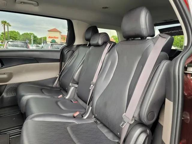 2025 Kia Carnival MPV LXS
