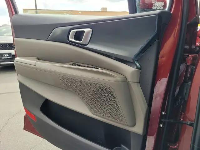2025 Kia Carnival MPV LXS