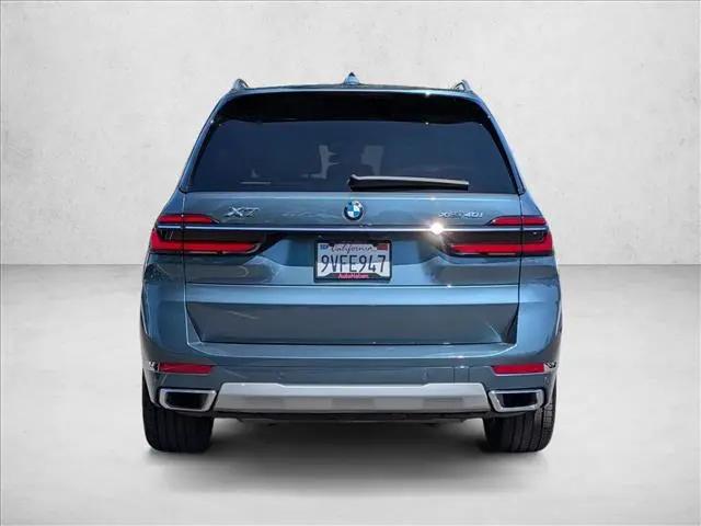 2025 BMW X7 xDrive40i