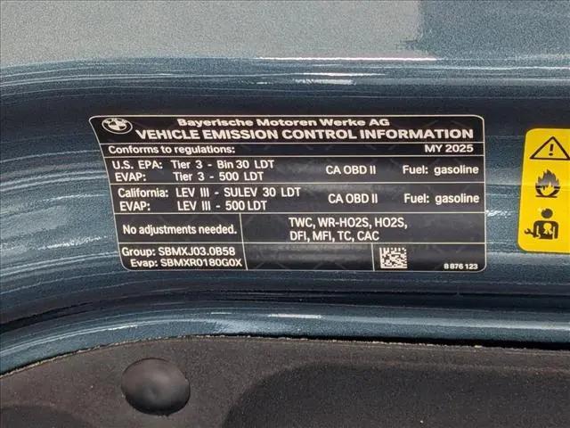 2025 BMW X7 xDrive40i
