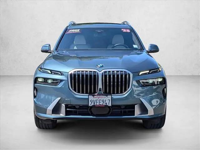 2025 BMW X7 xDrive40i