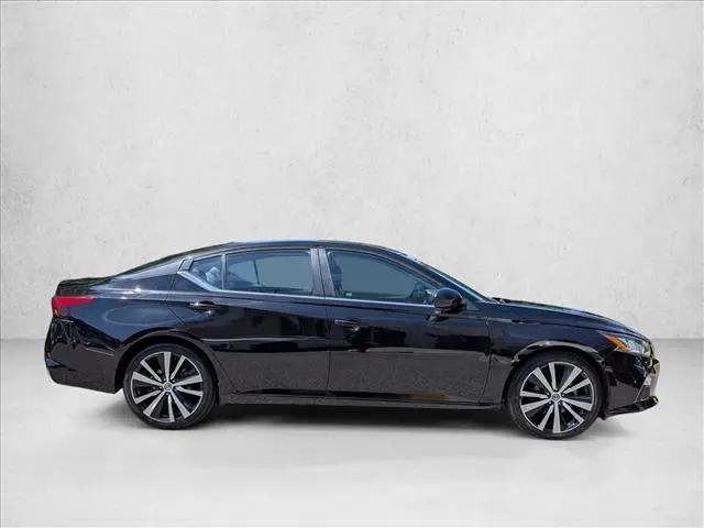 2020 Nissan Altima SR FWD