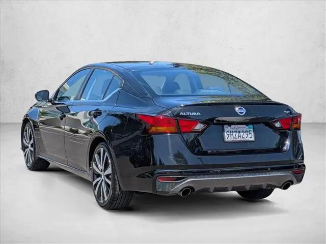 2020 Nissan Altima SR FWD