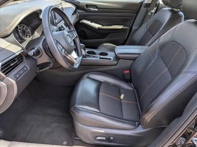 2020 Nissan Altima SR FWD