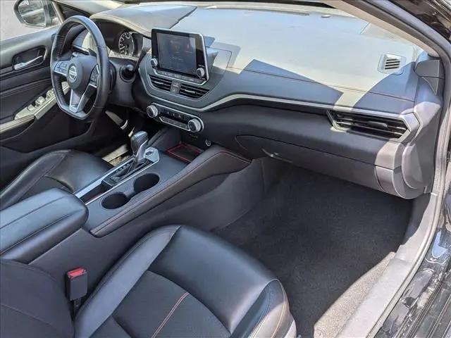 2020 Nissan Altima SR FWD