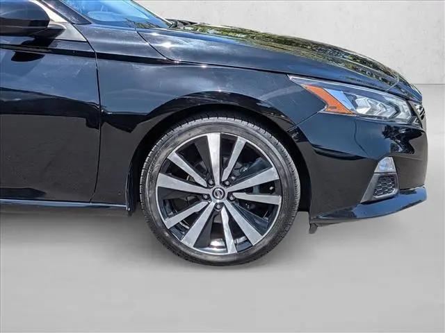 2020 Nissan Altima SR FWD