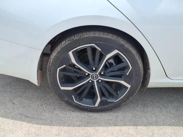 2025 Nissan Altima SR FWD