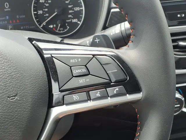 2025 Nissan Altima SR FWD