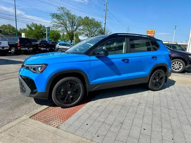 2026 Volkswagen Taos SE Black
