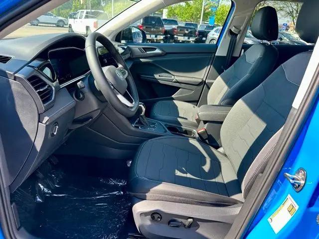 2026 Volkswagen Taos SE Black