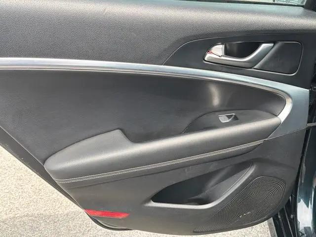 2025 Genesis G70 2.5T AWD