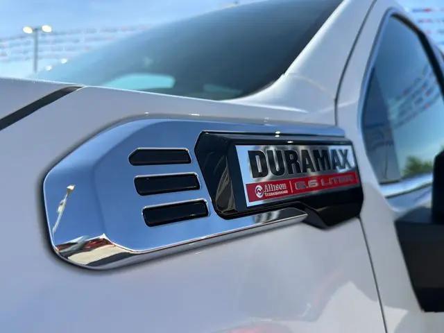 2024 GMC Sierra 2500HD Denali