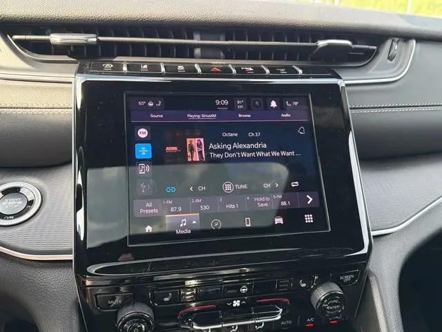2026 Jeep Grand Cherokee L Altitude 4x4
