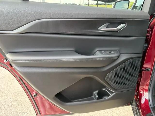 2026 Jeep Grand Cherokee L Altitude 4x4