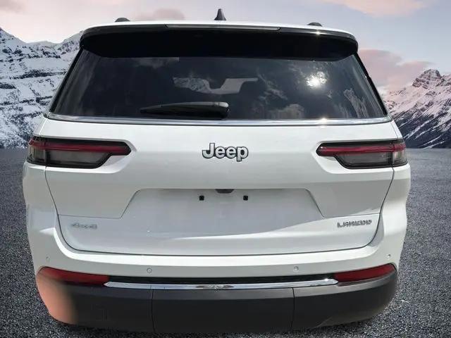 2026 Jeep Grand Cherokee L Laredo 4x4