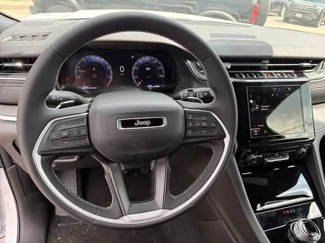 2026 Jeep Grand Cherokee L Laredo 4x4