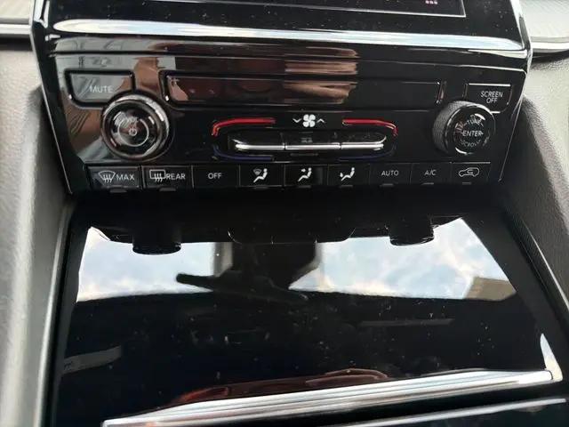 2026 Jeep Grand Cherokee L Laredo 4x4