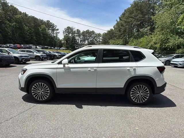 2026 Volkswagen Taos SE