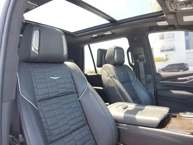 2023 Cadillac Escalade 2WD Premium Luxury Platinum