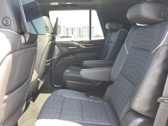 2023 Cadillac Escalade 2WD Premium Luxury Platinum