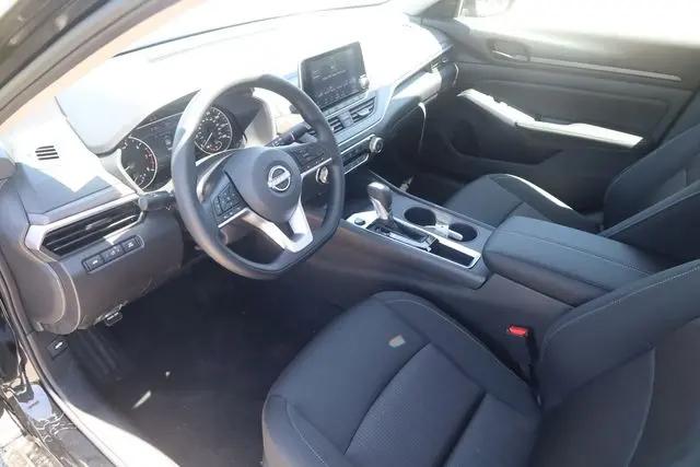 2026 Nissan Altima SV FWD