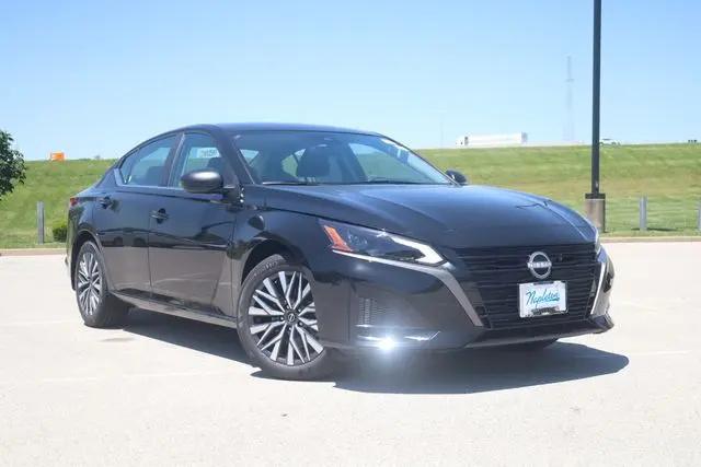2026 Nissan Altima SV FWD