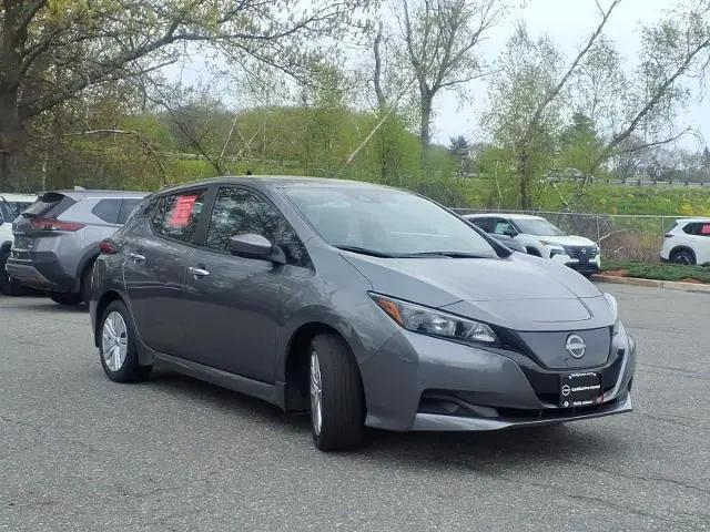 2023 Nissan LEAF S 40 kWh