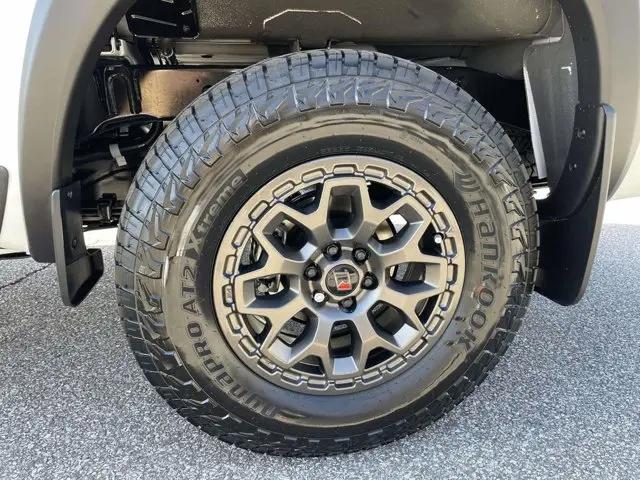 2026 Nissan Frontier Crew Cab PRO-4X 4x4