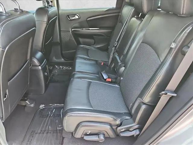 2019 Dodge Journey Crossroad