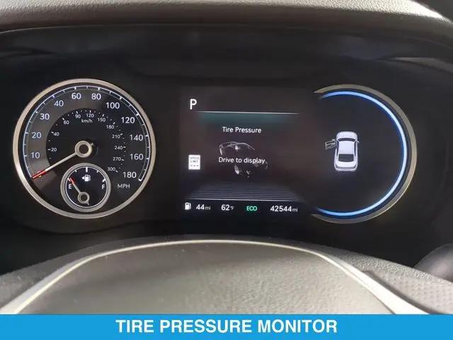 2024 Genesis G70 2.5T AWD