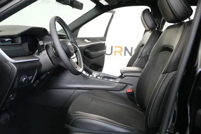 2026 Jeep Grand Cherokee L Altitude 4x4