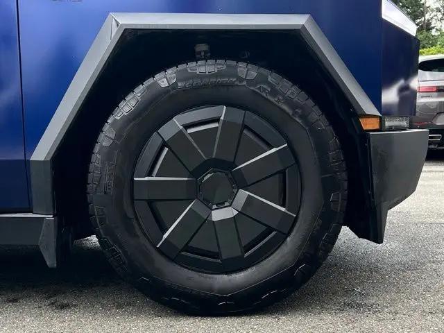 2024 Tesla Cybertruck Cyberbeast