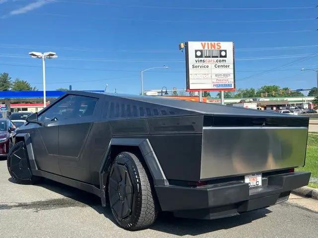 2024 Tesla Cybertruck Cyberbeast