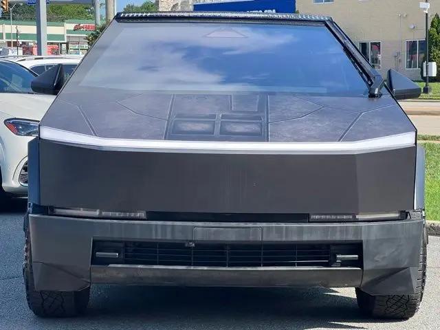 2024 Tesla Cybertruck Cyberbeast