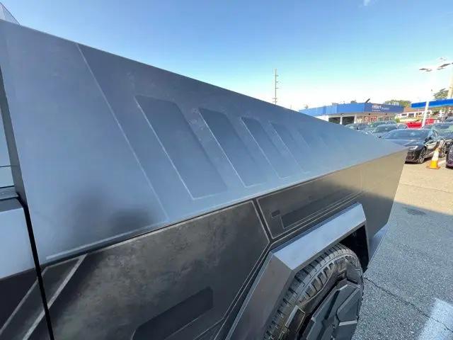 2024 Tesla Cybertruck Cyberbeast