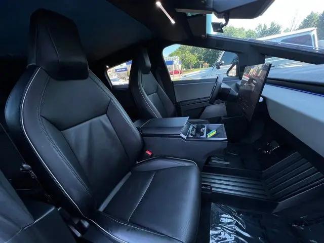 2024 Tesla Cybertruck Cyberbeast