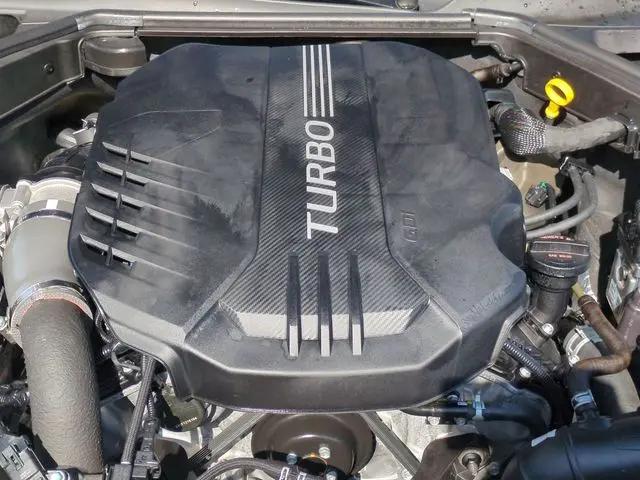 2025 Genesis G70 3.3T RWD Sport Advanced