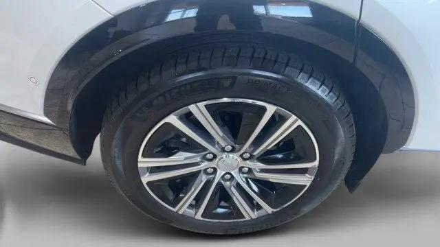 2024 Cadillac iQ Luxury w/1SD