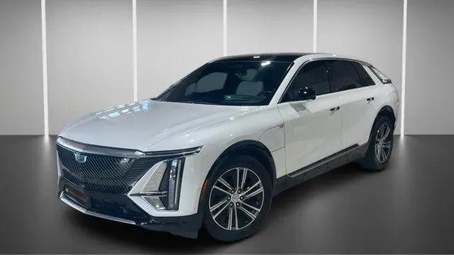 2024 Cadillac iQ Luxury w/1SD