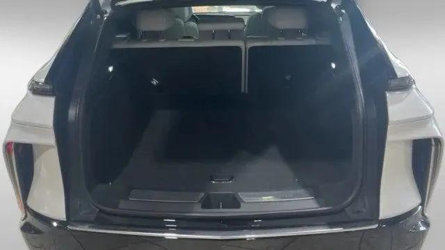 2024 Cadillac iQ Luxury w/1SD