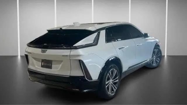 2024 Cadillac iQ Luxury w/1SD