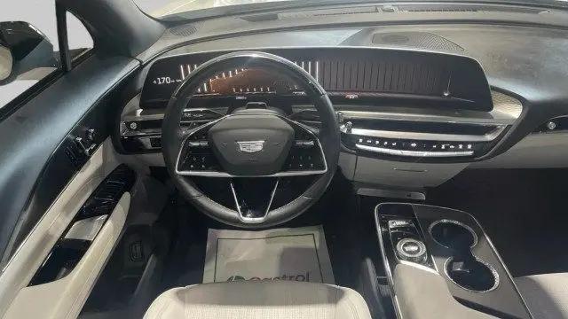 2024 Cadillac iQ Luxury w/1SD
