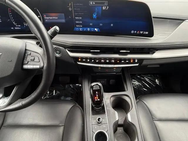 2025 Cadillac XT4 FWD Premium Luxury