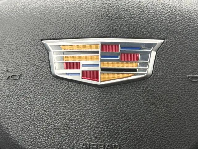 2025 Cadillac XT4 FWD Premium Luxury
