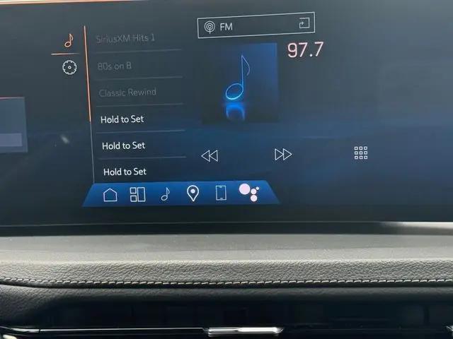 2025 Cadillac XT4 FWD Premium Luxury
